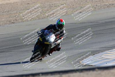 media/Jan-08-2022-SoCal Trackdays (Sat) [[1ec2777125]]/Turn 10 (2pm)/